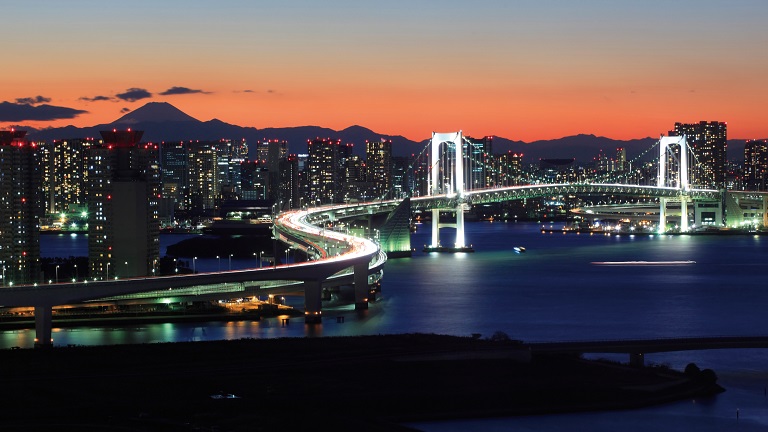 Nightscape around the Rainbow Bridge